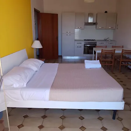 Residenza Al Borgo Hotel apartamentowy Pietra Ligure