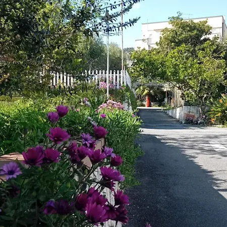 Residenza Al Borgo Hotel apartamentowy